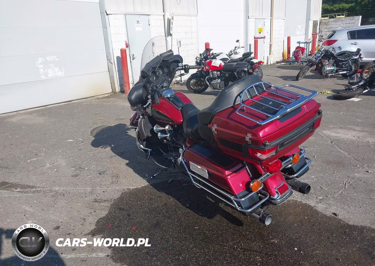 2006 Harley-Davidson Flhtcui VIN:1HD1FCW156Y637804 - 3