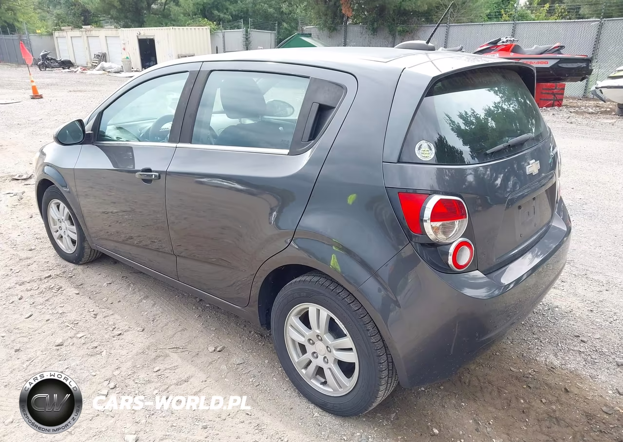 2016 Chevrolet Sonic Lt Auto VIN:1G1JC6SG1G4152325 - 3