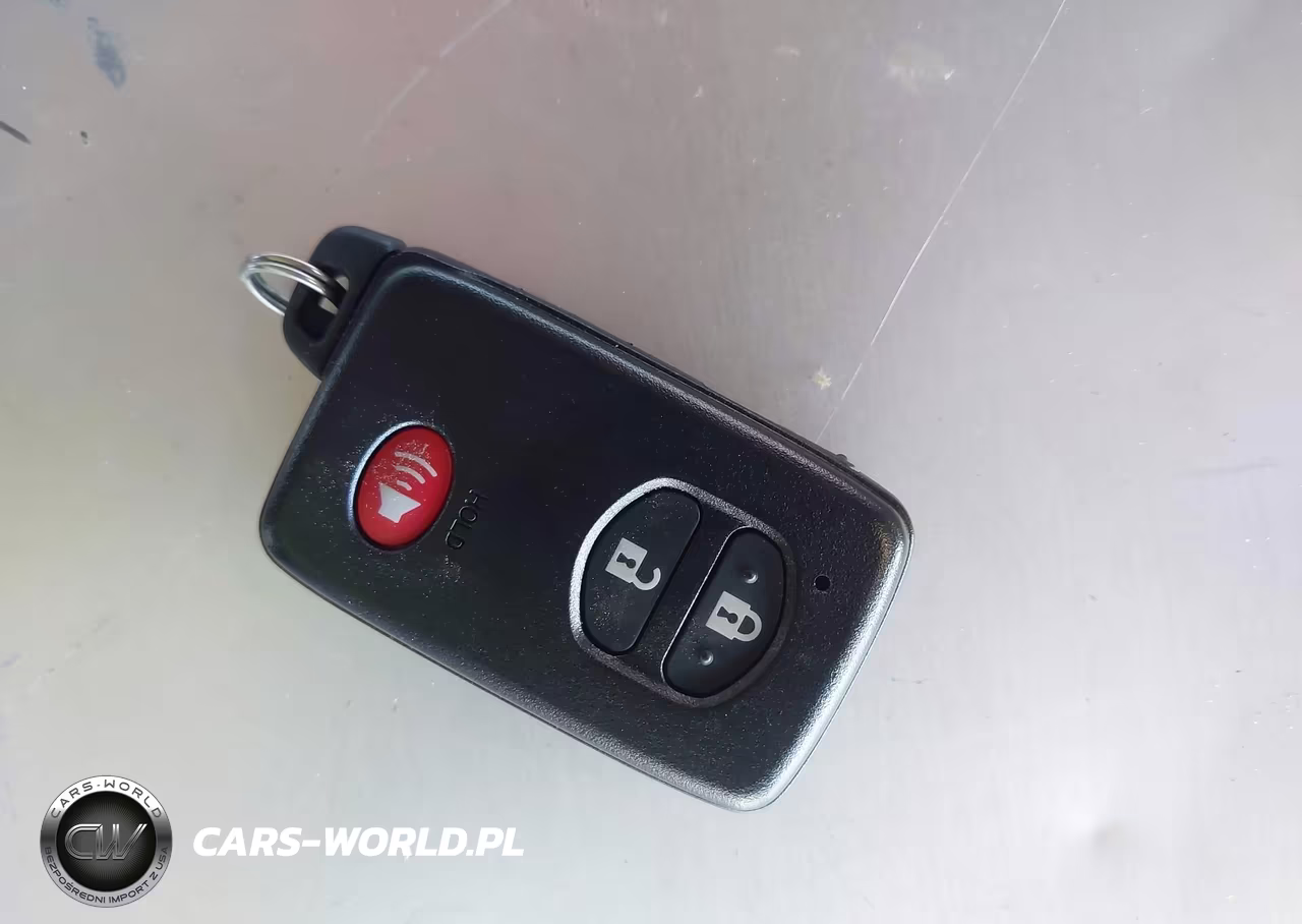 2013 Toyota Prius Two VIN:JTDKN3DU6D0351736 - 11