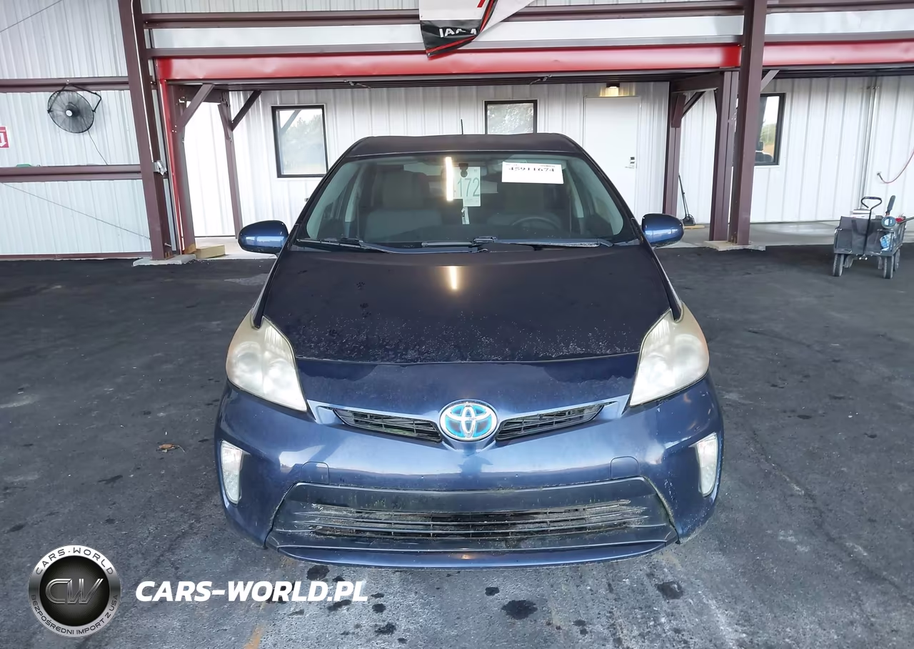 2013 Toyota Prius Two VIN:JTDKN3DU6D0351736 - 12