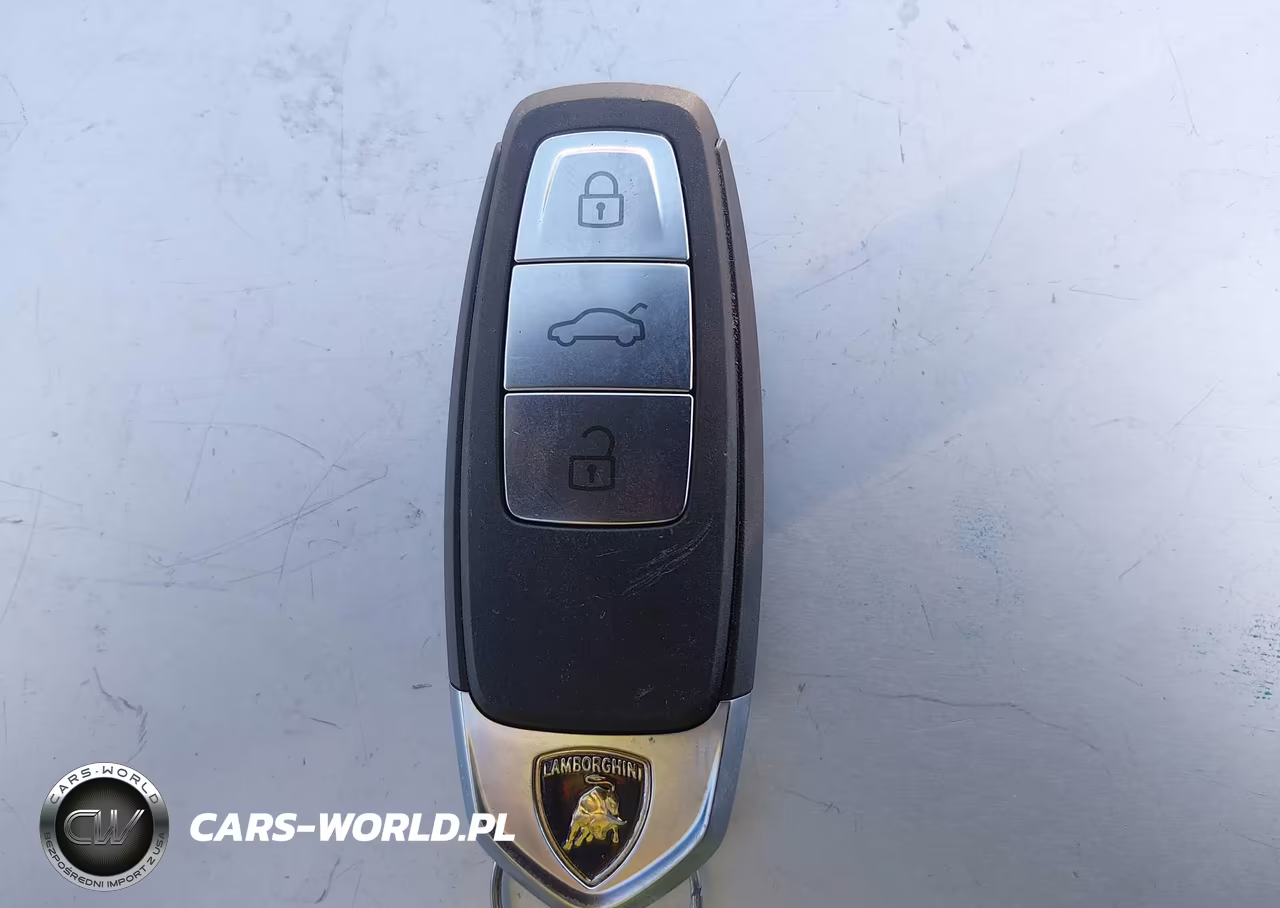 2020 Lamborghini Urus VIN:ZPBUA1ZL1LLA06998 - 11
