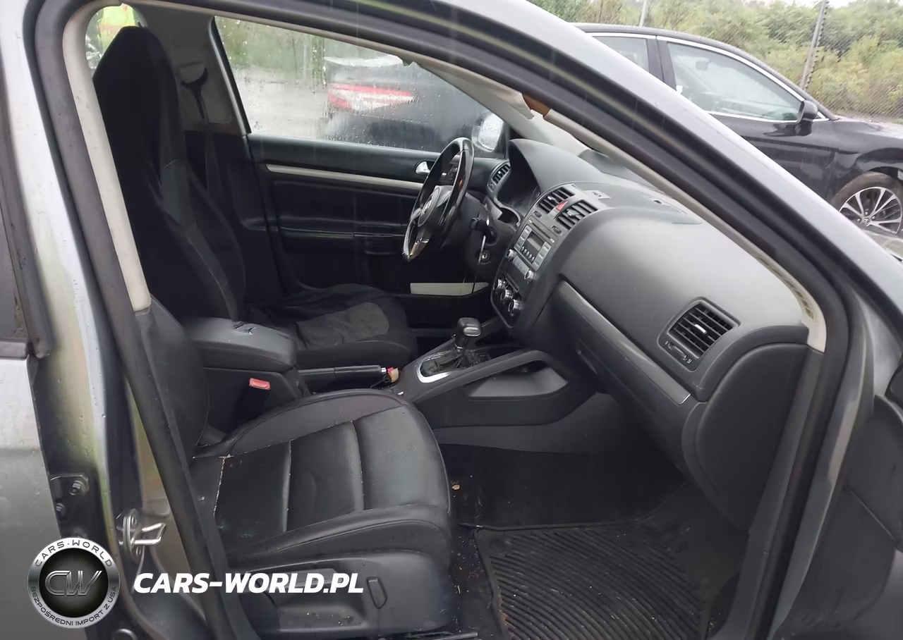 2010 Volkswagen Jetta Limited Edition VIN:3VWAZ7AJ4AM094518 - 5