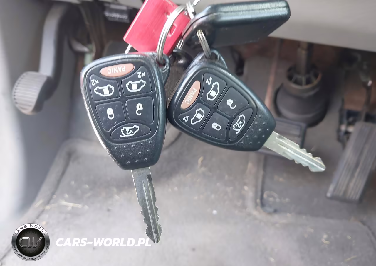 2006 Chrysler Town & Country Touring VIN:2A4GP54L76R858389 - 11