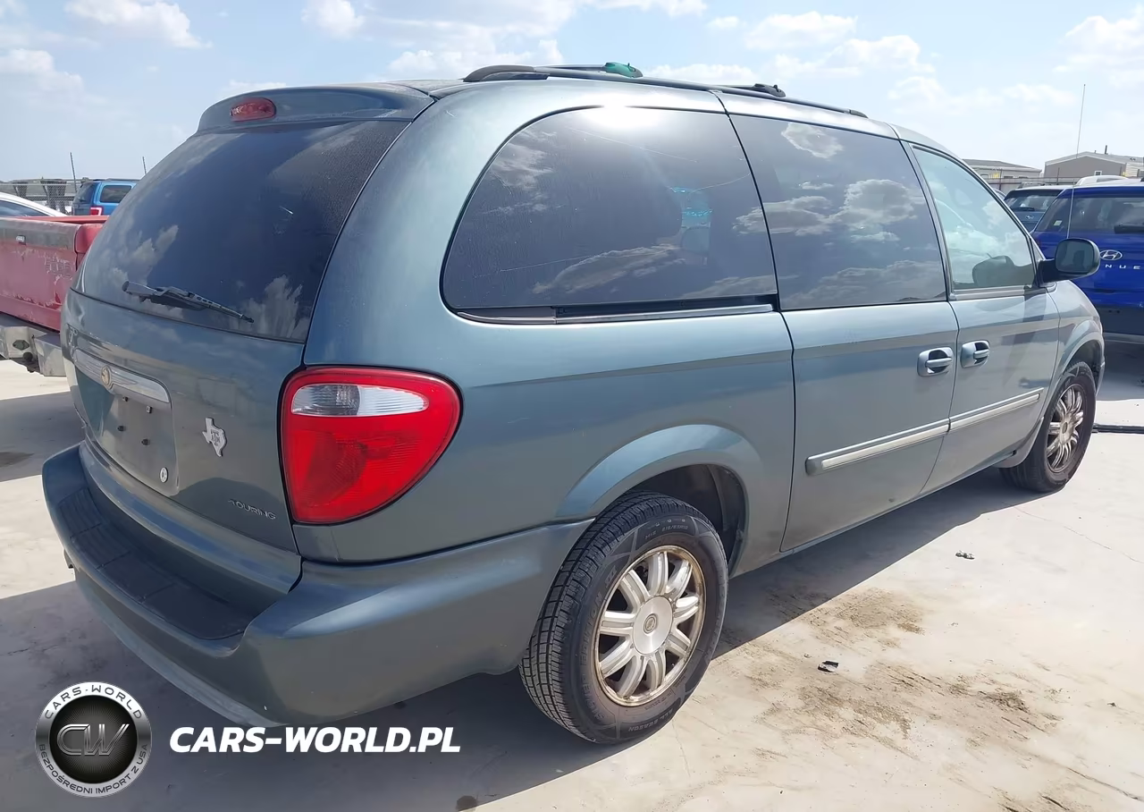 2006 Chrysler Town & Country Touring VIN:2A4GP54L76R858389 - 4