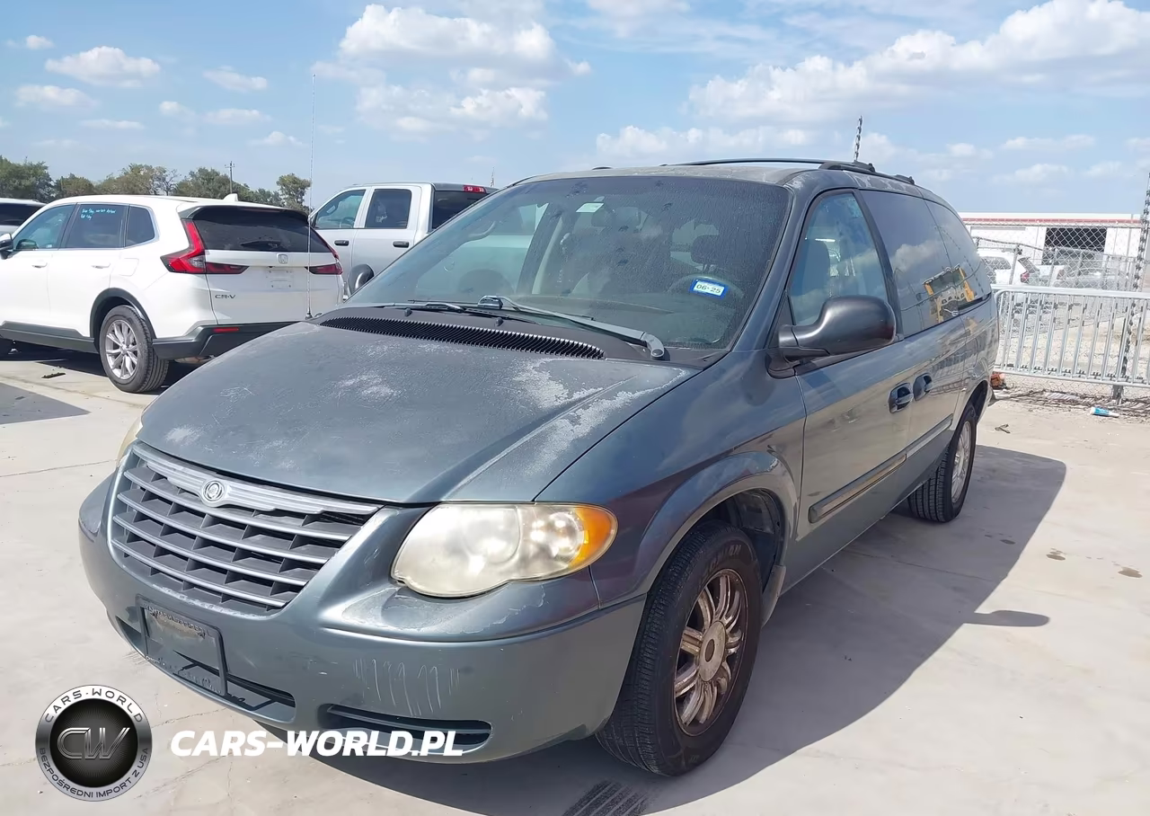 2006 Chrysler Town & Country Touring VIN:2A4GP54L76R858389 - 6