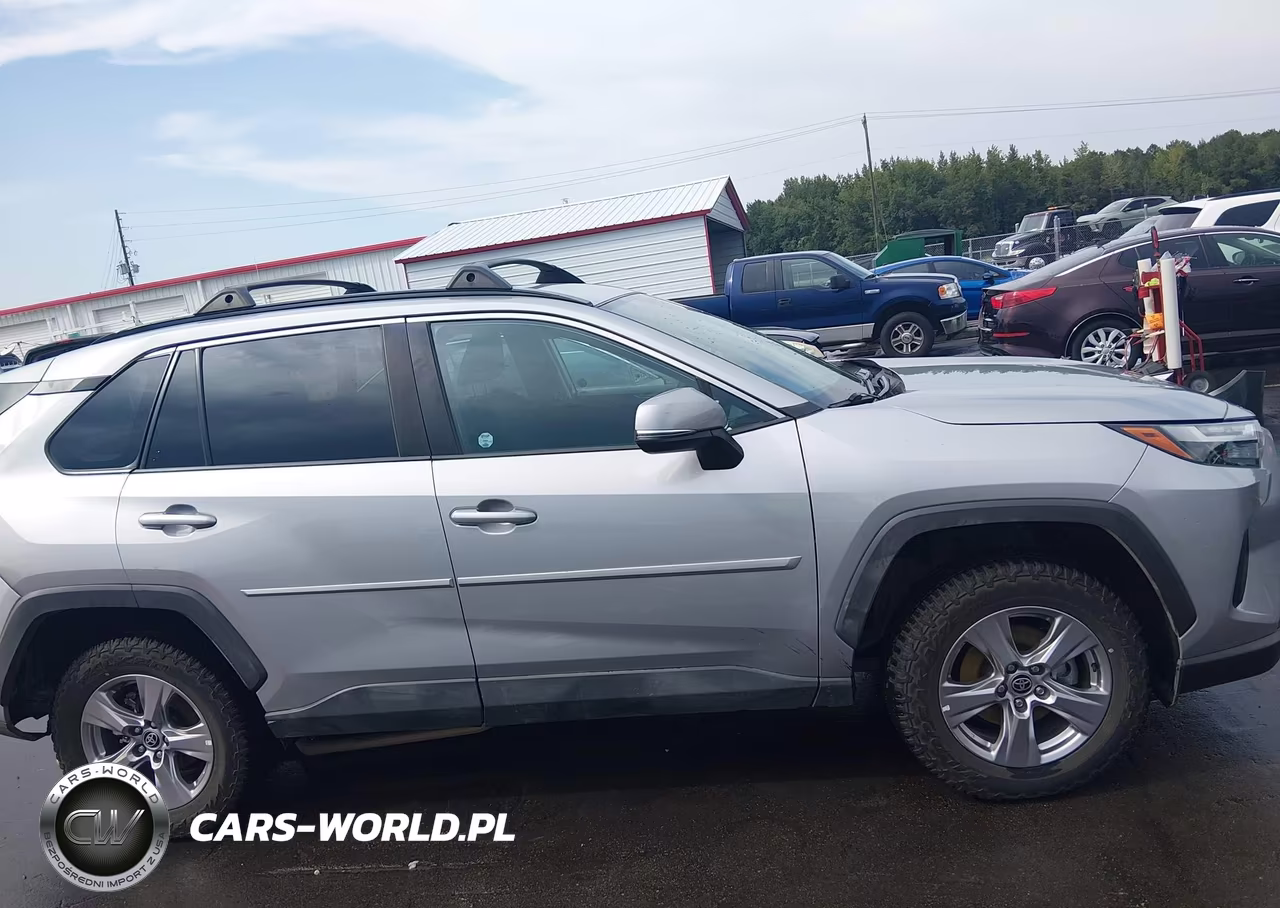 2022 Toyota Rav4 Xle VIN:2T3P1RFV5NC322317 - 13