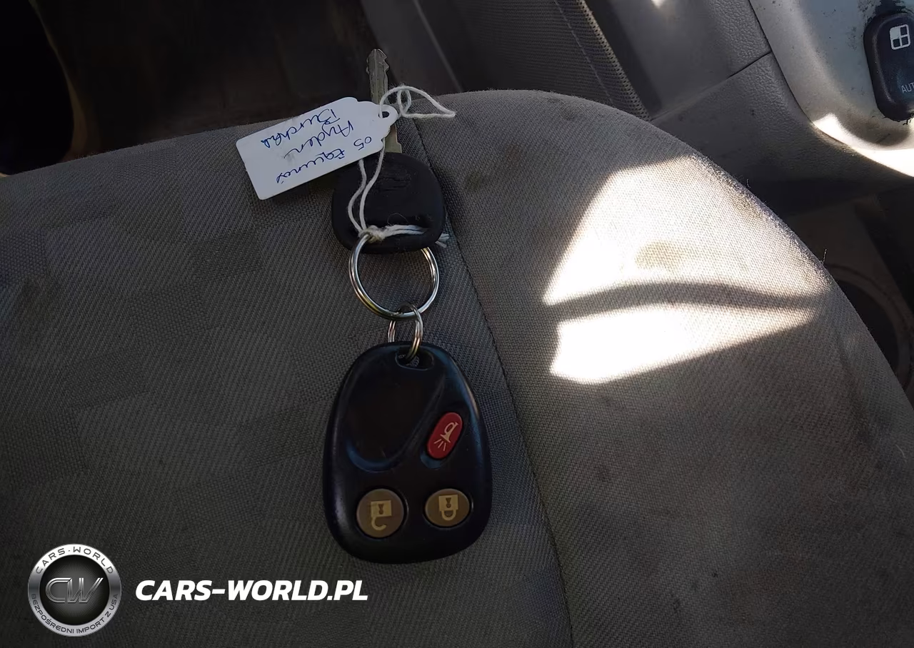 2005 Chevrolet Equinox Lt VIN:2CNDL73F556023222 - 11