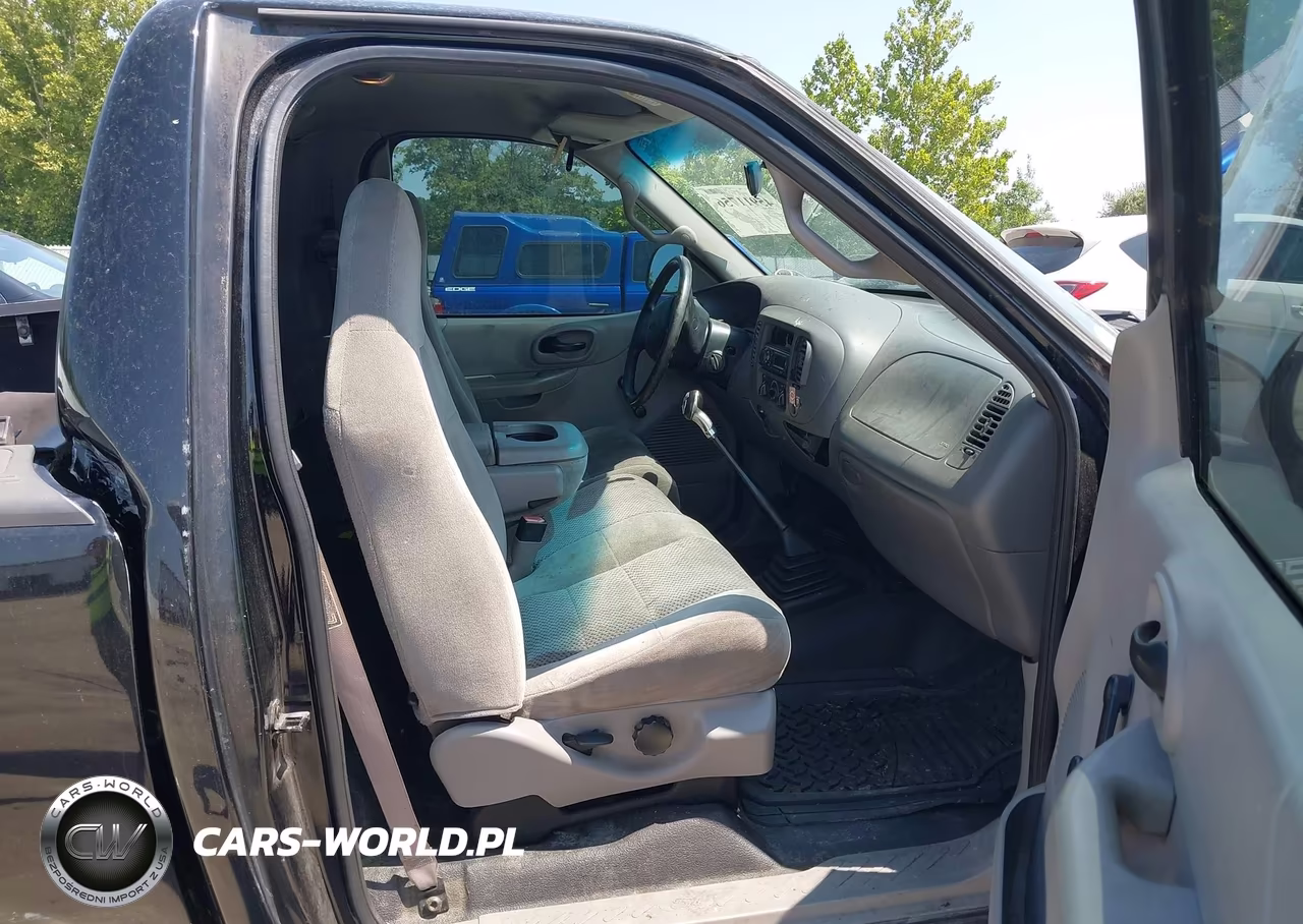 2002 Ford F-150 Xl-Xlt VIN:1FTRF17W22NA26370 - 4