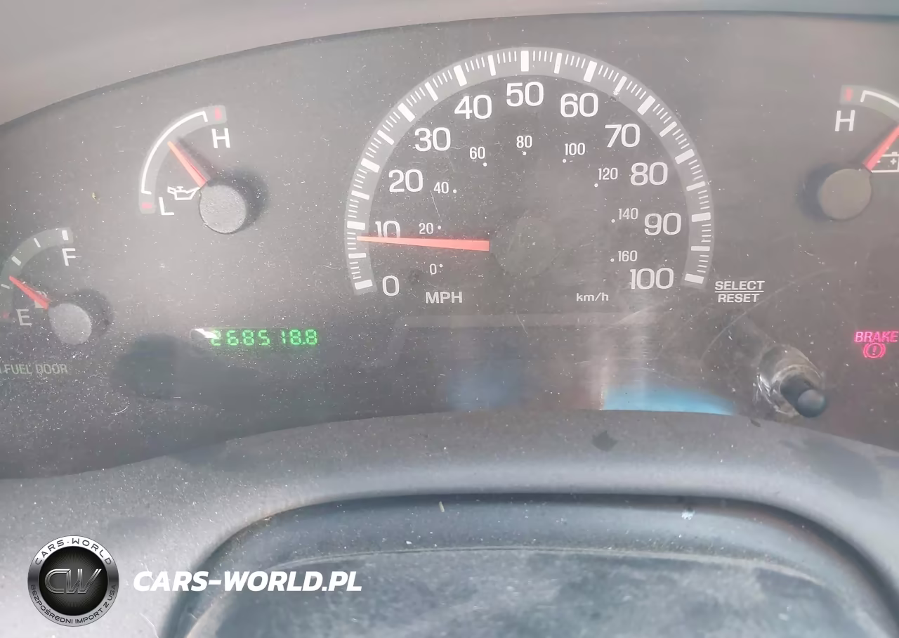 2002 Ford F-150 Xl-Xlt VIN:1FTRF17W22NA26370 - 6
