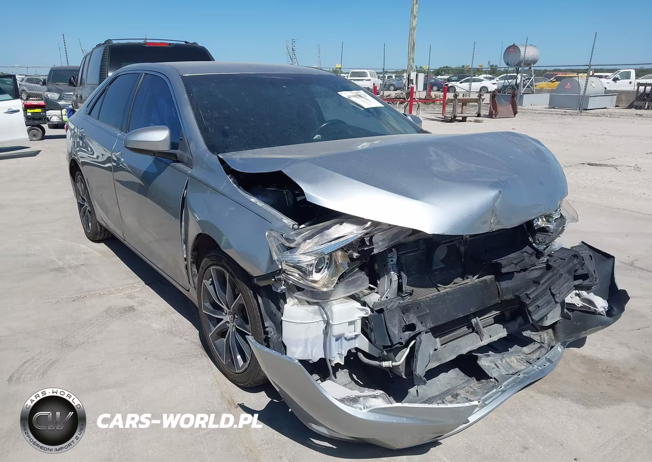2016 Toyota Camry Xse – zdjęcie 1 z 19