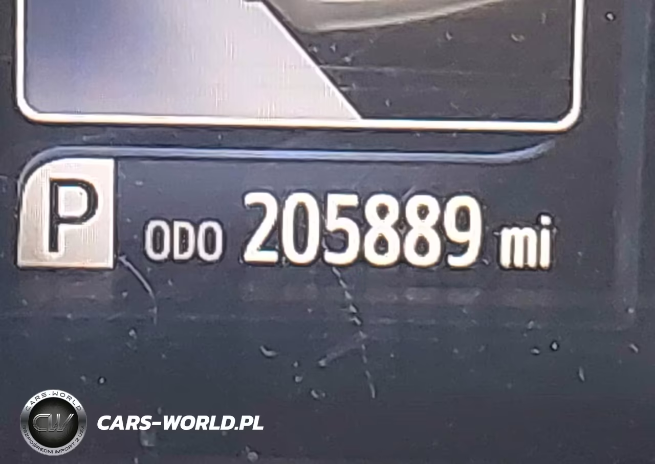 2016 Toyota Camry Xse VIN:4T1BF1FK7GU157920 - 16