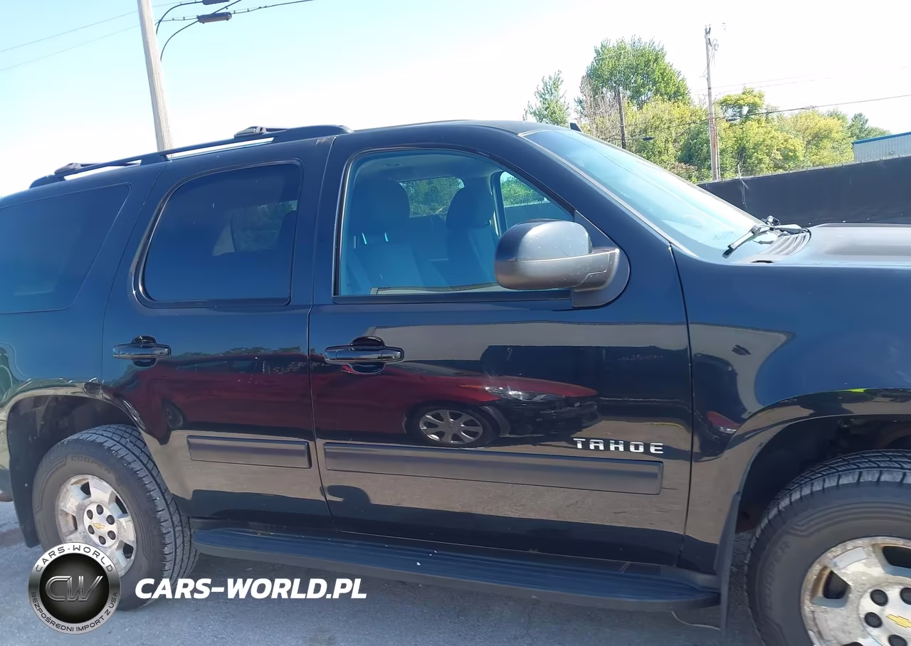 2014 Chevrolet Tahoe Ls VIN:1GNSKAE03ER247167 - 13