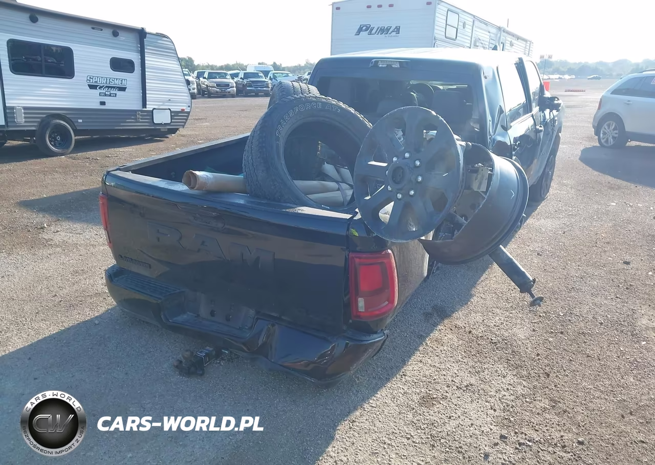2025 Ram 2500 Laramie 4X4 6'4 Box VIN:3C63R5NL7SG504148 - 17