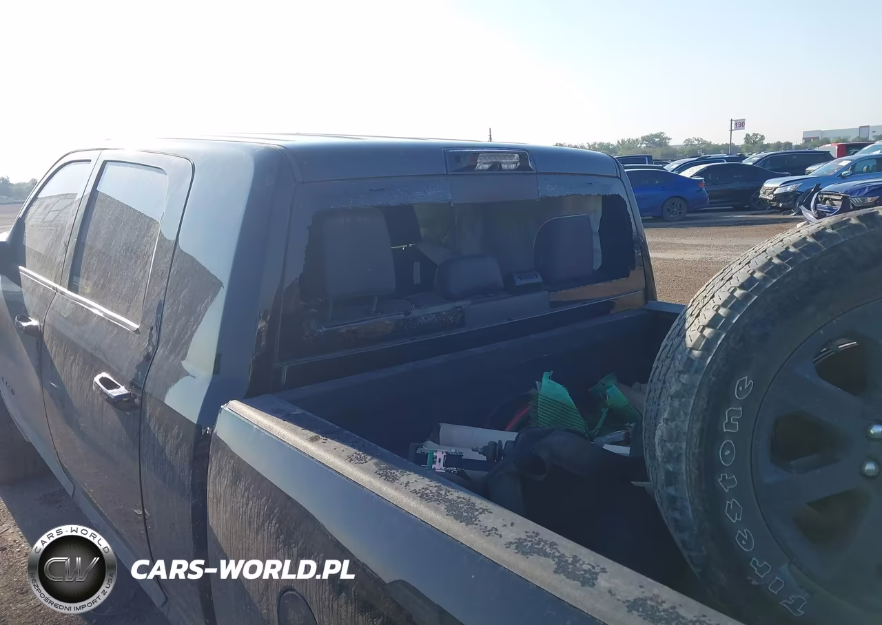 2025 Ram 2500 Laramie 4X4 6'4 Box VIN:3C63R5NL7SG504148 - 19