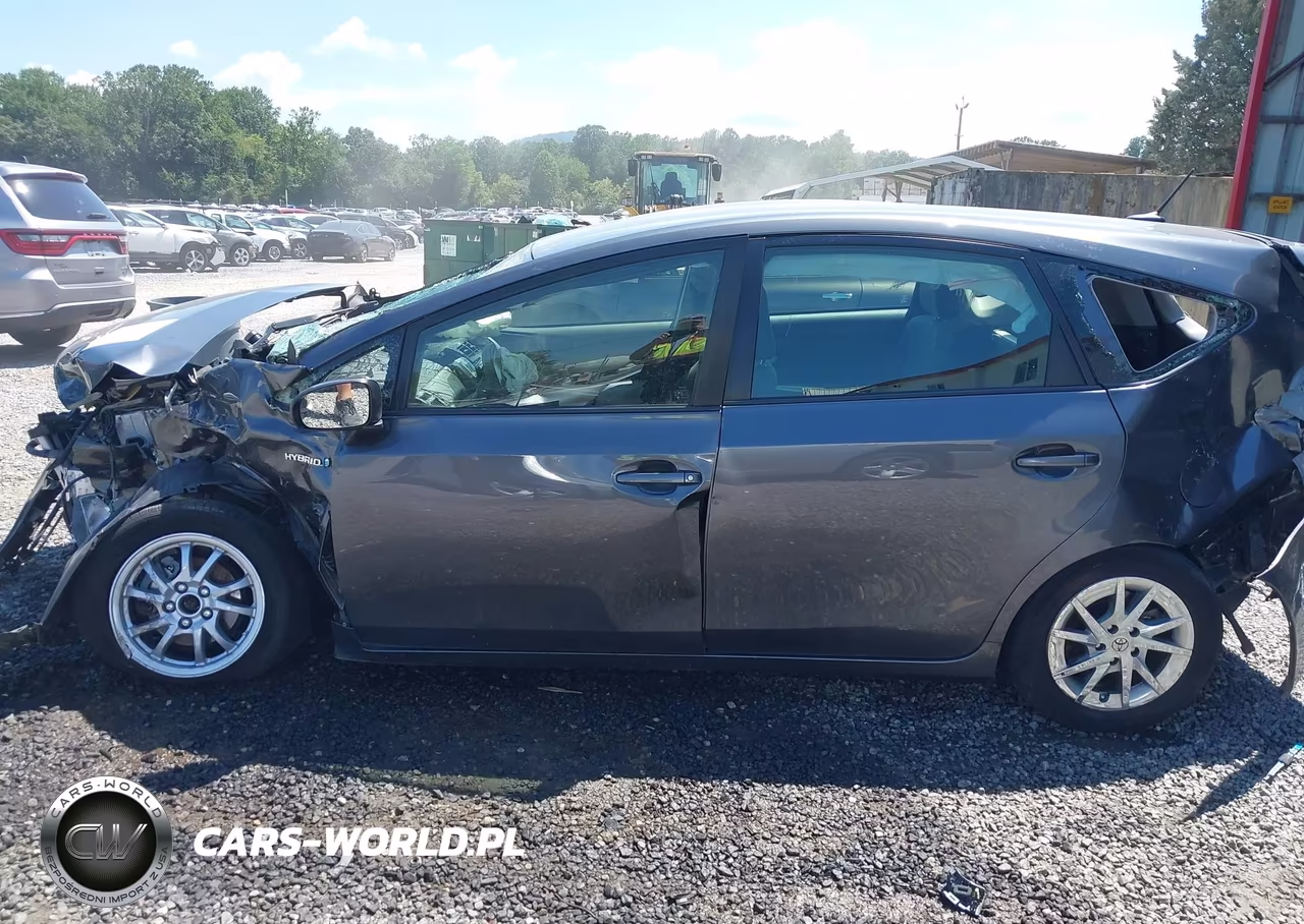 2013 Toyota Prius V Three VIN:JTDZN3EU2D3230519 - 14