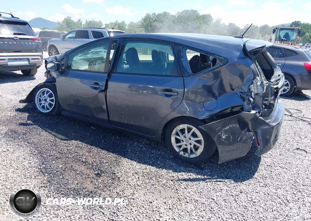 2013 Toyota Prius V Three VIN:JTDZN3EU2D3230519 - 3