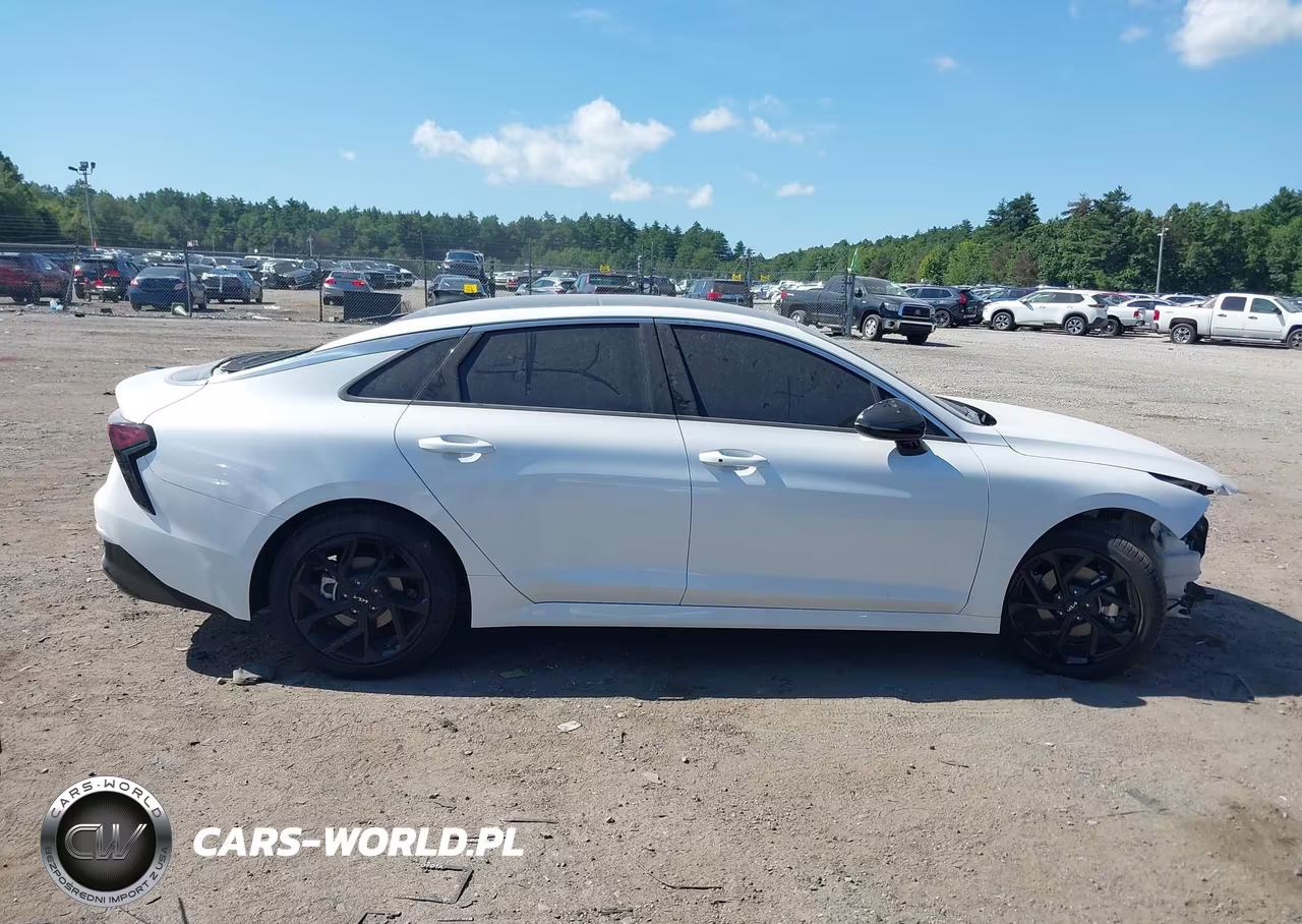 2026 Kia K5 Gt-Line Awd VIN:KNAG64J73T5453310 - 14