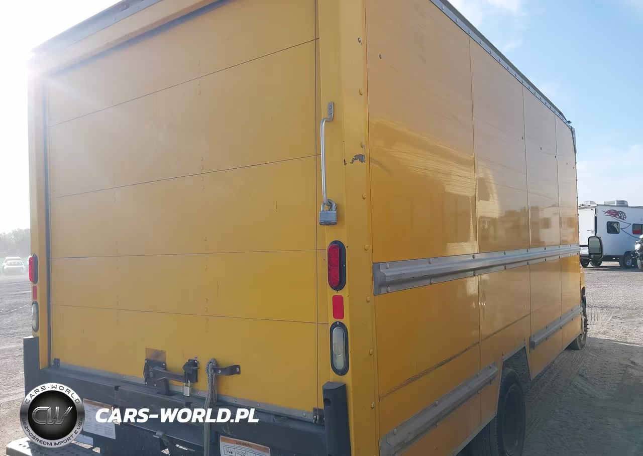 2011 Ford E-350 Cutaway VIN:1FDWE3FL1BDA77529 - 4