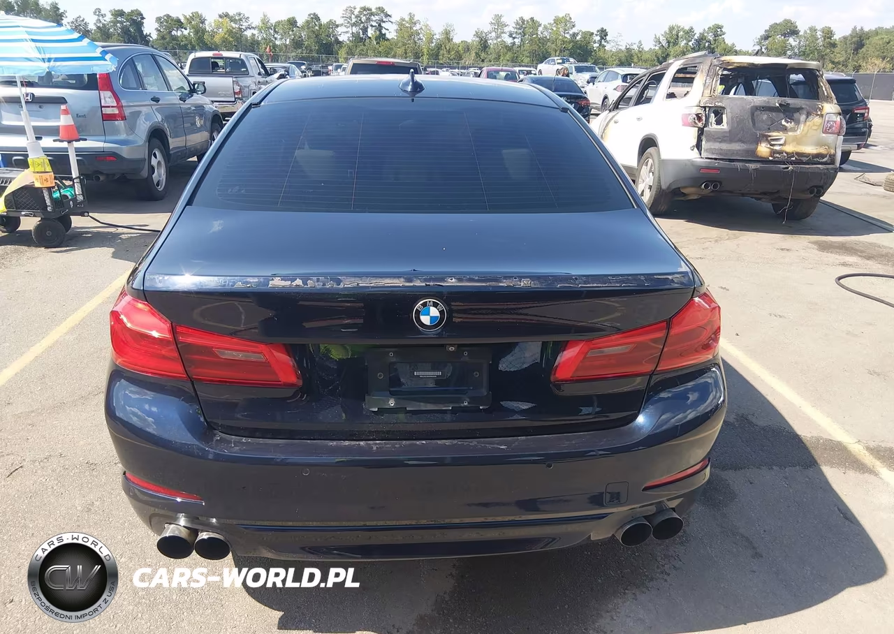 2019 BMW 530I VIN:WBAJA5C56KWW04946 - 16
