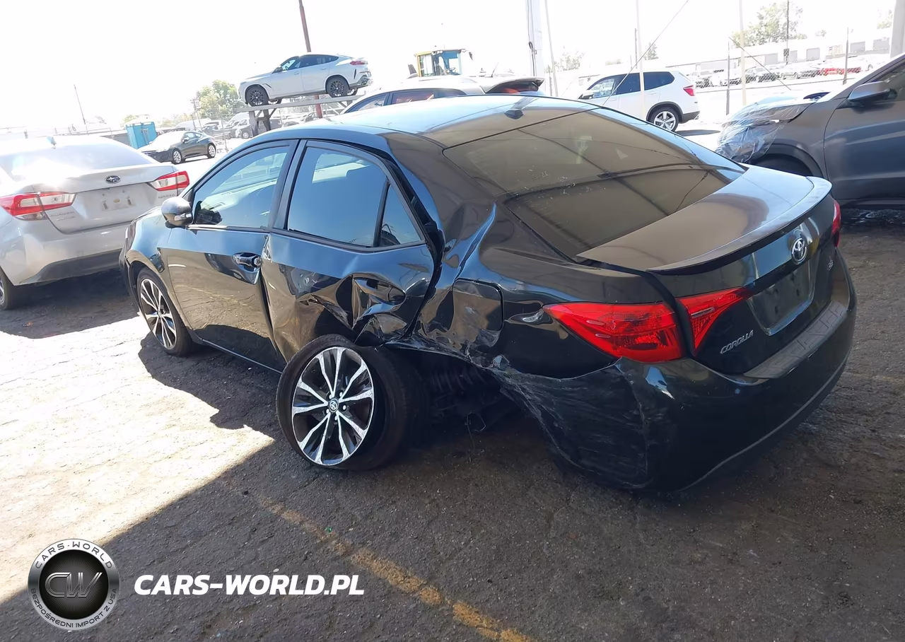 2018 Toyota Corolla Se VIN:5YFBURHE4JP771473 - 3