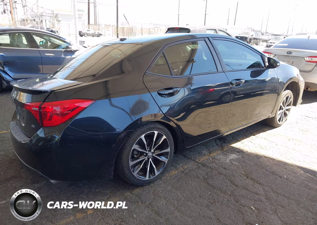 2018 Toyota Corolla Se VIN:5YFBURHE4JP771473 - 4