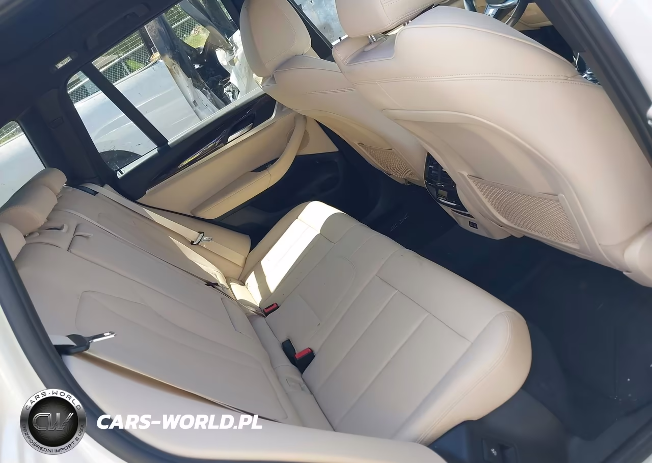 2020 BMW X3 xDrive30I VIN:5UXTY5C00L9C32601 - 8