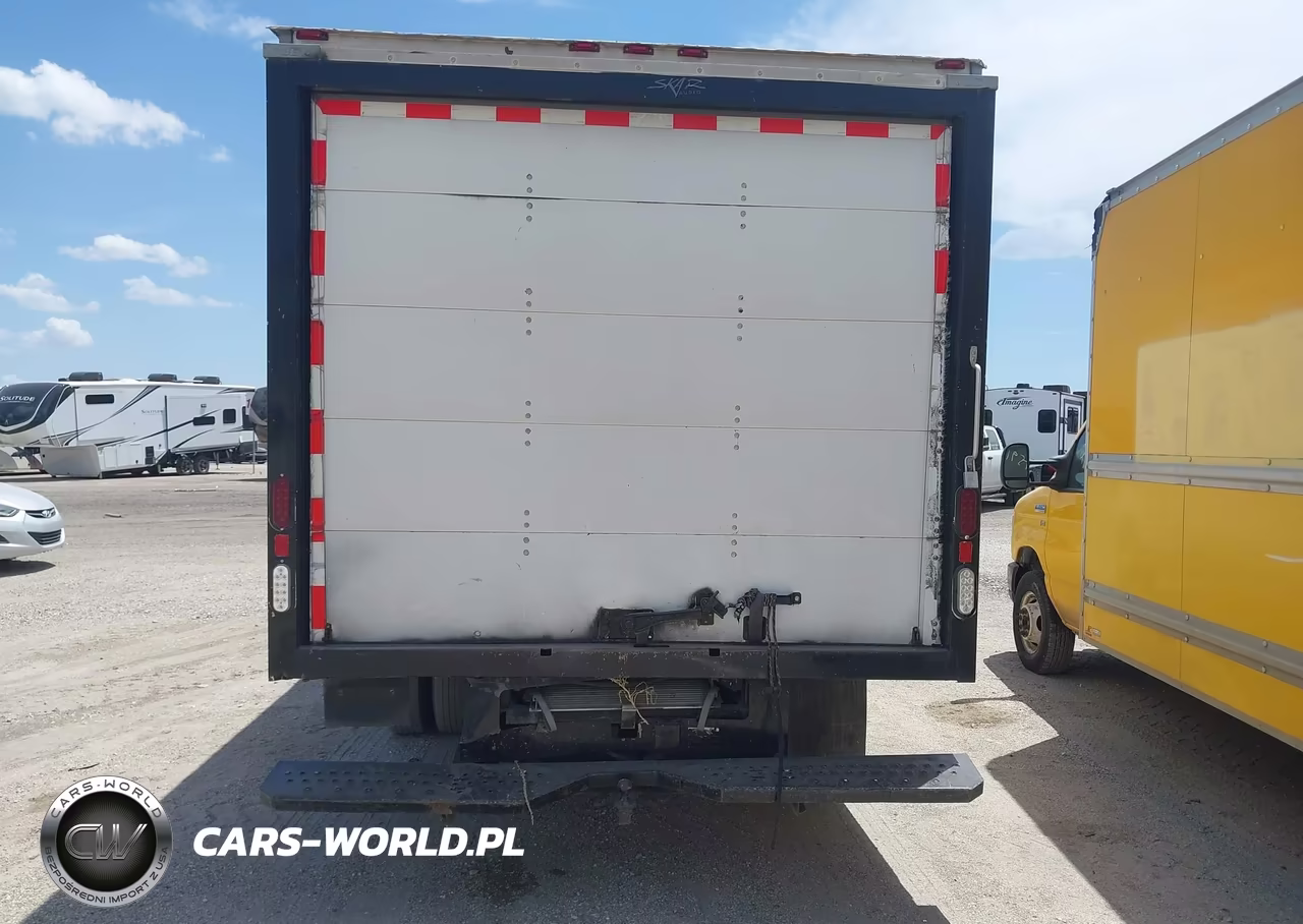2015 Ford E-350 Cutaway VIN:1FDWE3FL5FDA22247 - 11