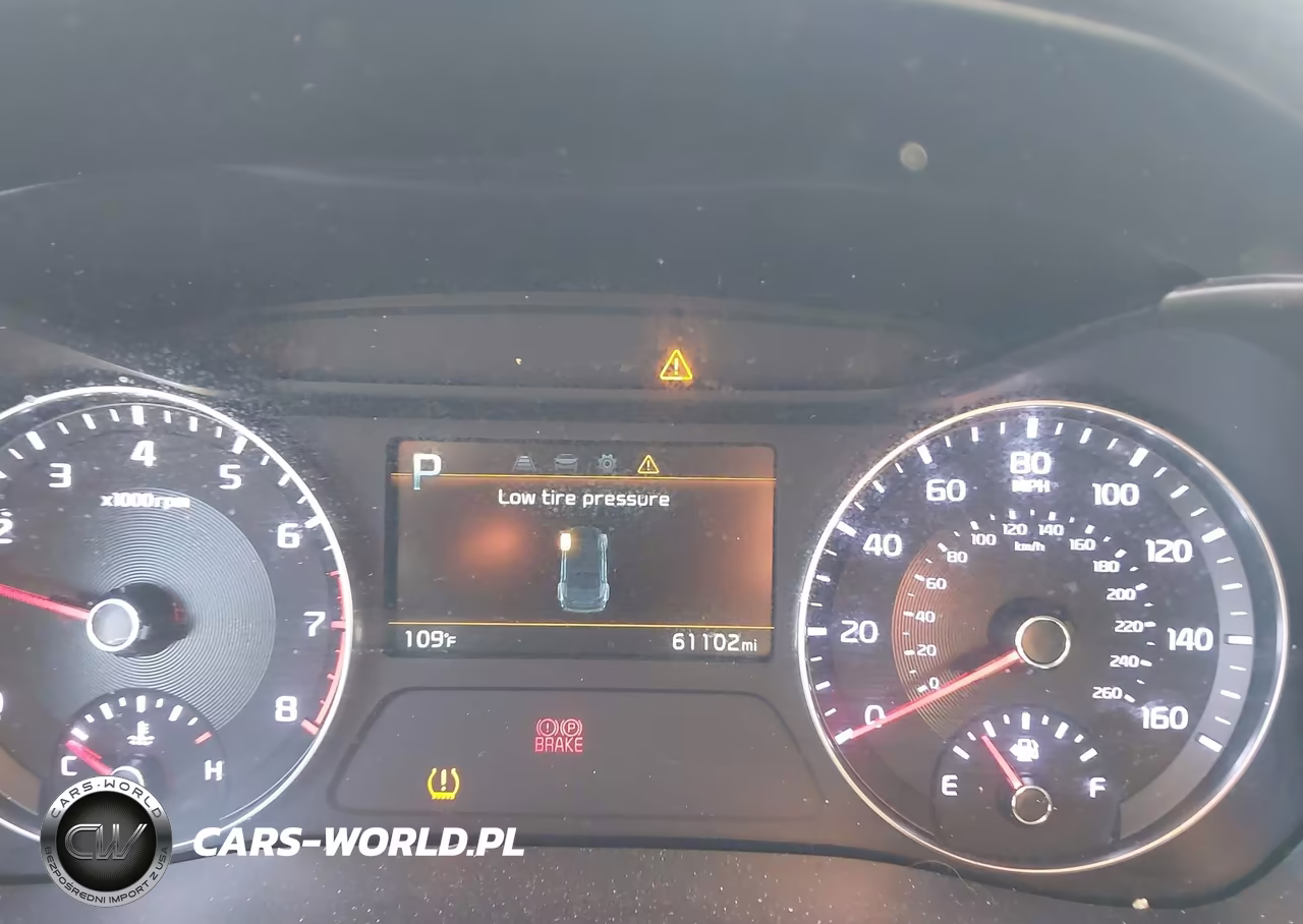 2023 Kia Forte Lxs VIN:3KPF24AD0PE653698 - 7