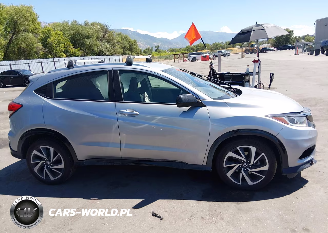 2019 Honda Hr-V Sport VIN:3CZRU6H10KG729927 - 13
