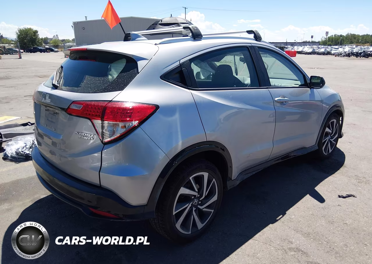 2019 Honda Hr-V Sport VIN:3CZRU6H10KG729927 - 4