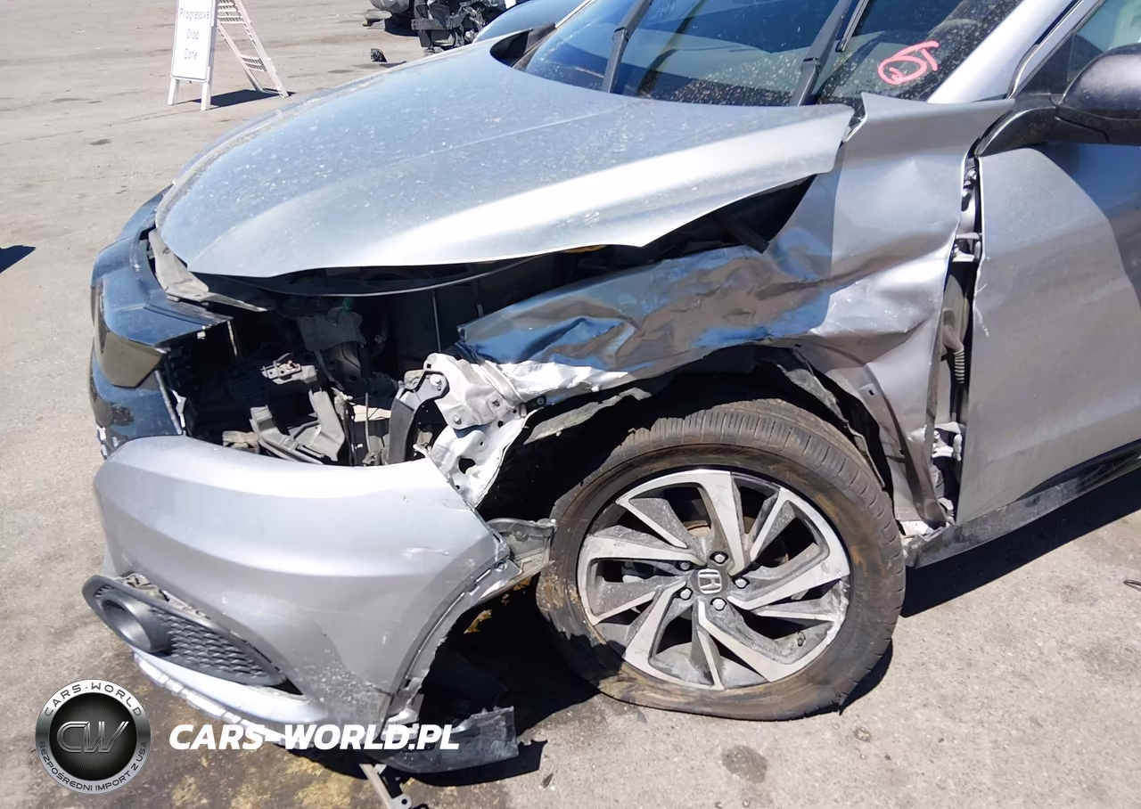 2019 Honda Hr-V Sport VIN:3CZRU6H10KG729927 - 6