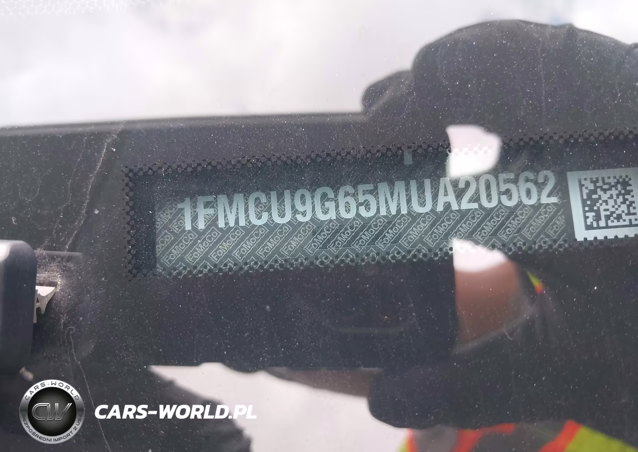 2021 Ford Escape Se VIN:1FMCU9G65MUA20562 - 9