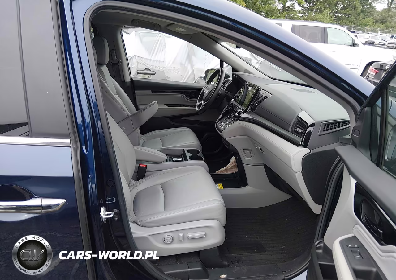 2024 Honda Odyssey Touring VIN:5FNRL6H88RB044113 - 5