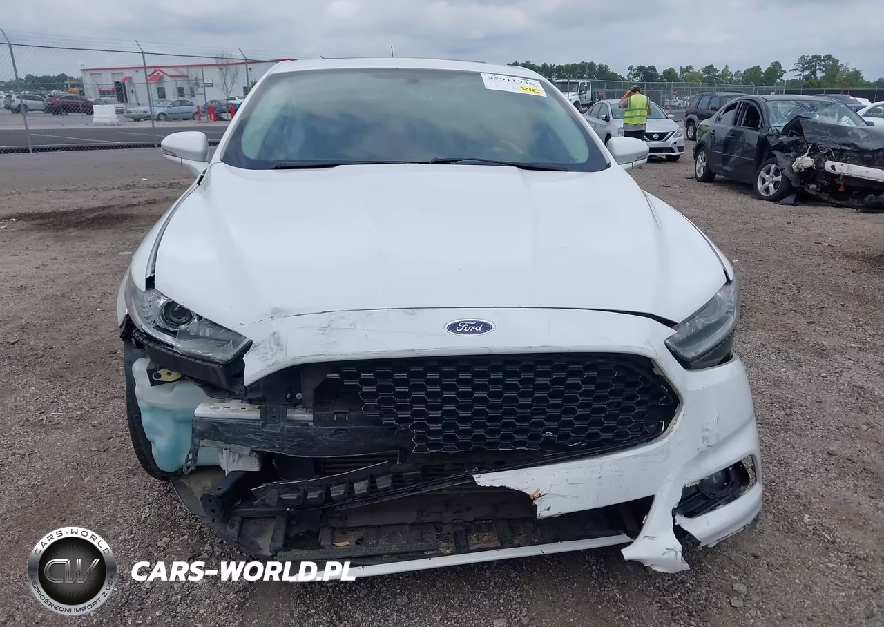 2015 Ford Fusion Titanium VIN:3FA6P0K97FR238329 - 6