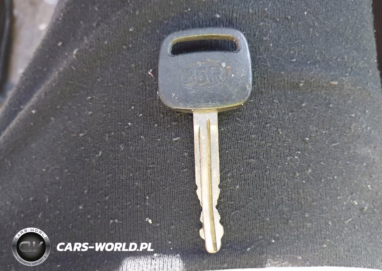 2018 Toyota Corolla Le VIN:2T1BURHE6JC079490 - 11