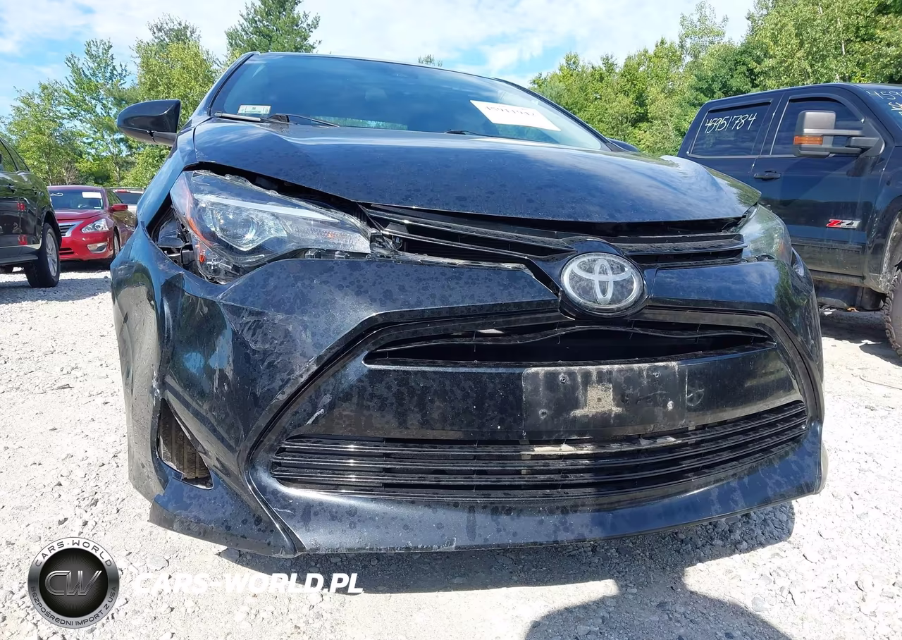 2018 Toyota Corolla Le VIN:2T1BURHE6JC079490 - 6