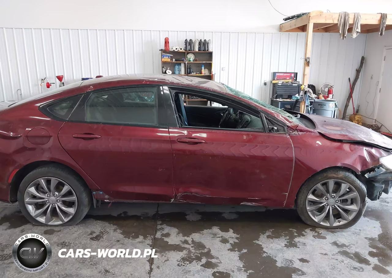 2015 Chrysler 200 S VIN:1C3CCCDG6FN553586 - 13