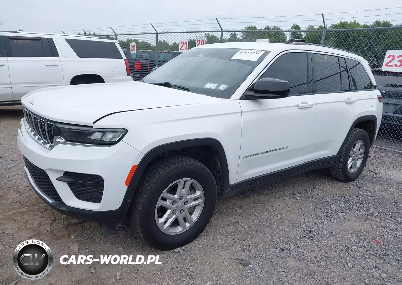 2023 Jeep Grand Cherokee Laredo 4X4 VIN:1C4RJHAGXPC529186 - 2