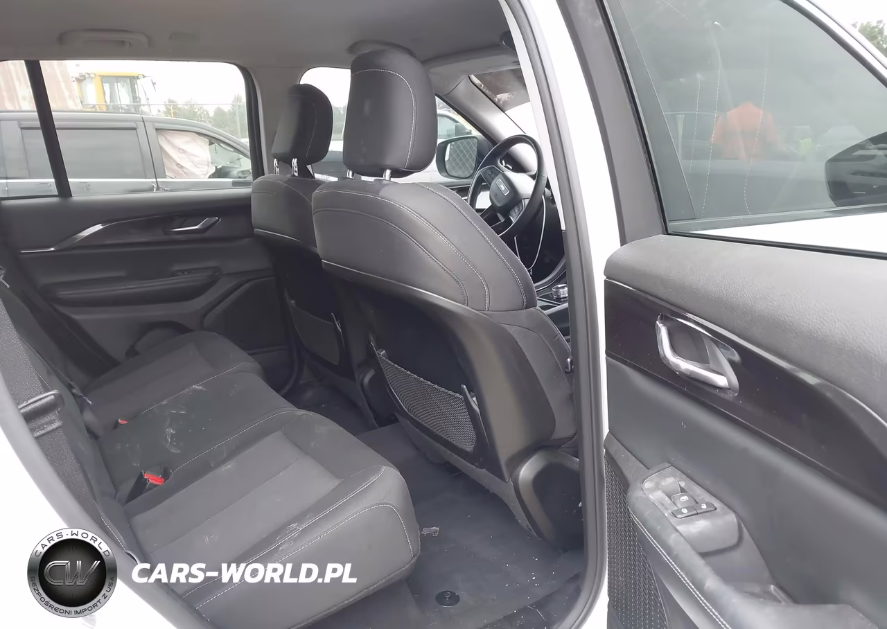 2023 Jeep Grand Cherokee Laredo 4X4 VIN:1C4RJHAGXPC529186 - 8
