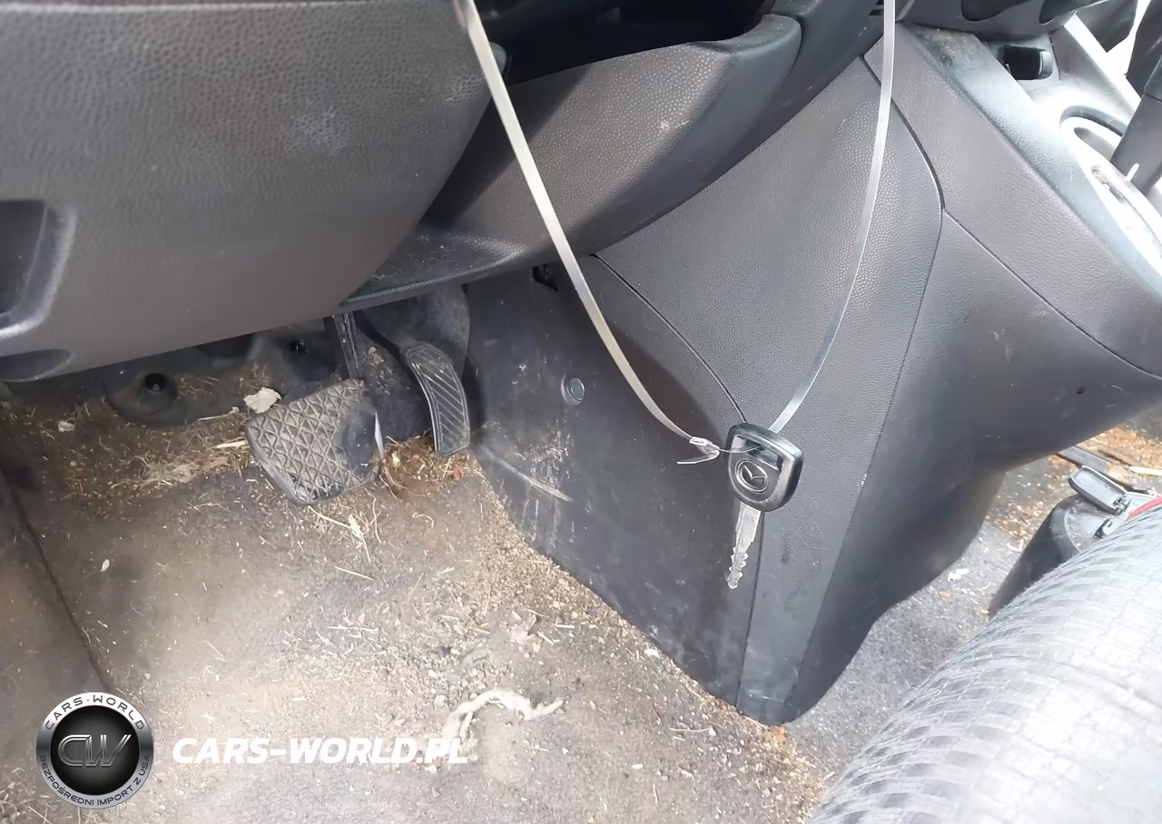2011 Mazda Mazda2 Touring VIN:JM1DE1HY1B0131136 - 11
