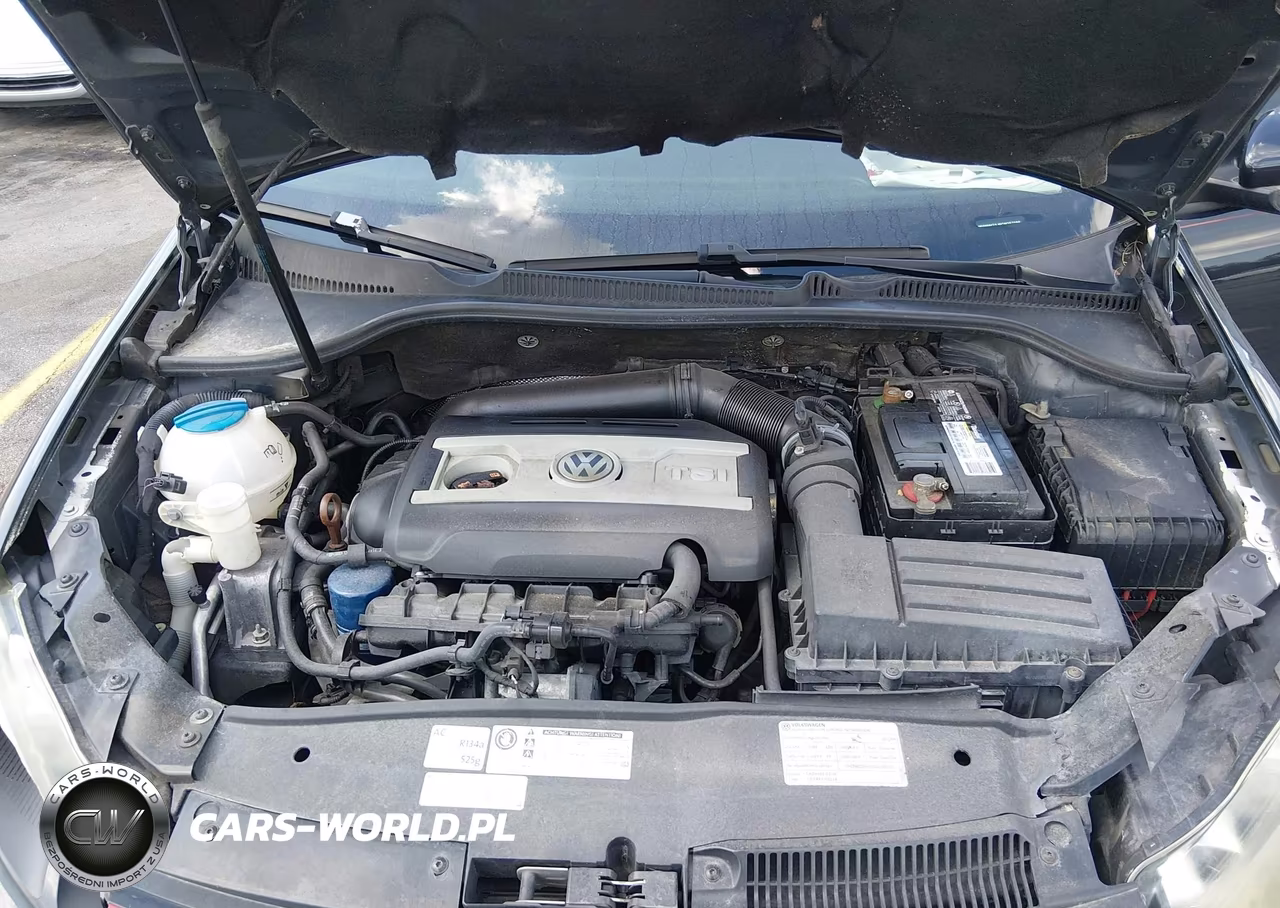 2012 Volkswagen Gti 4-Door VIN:WVWHV7AJ6CW257296 - 10