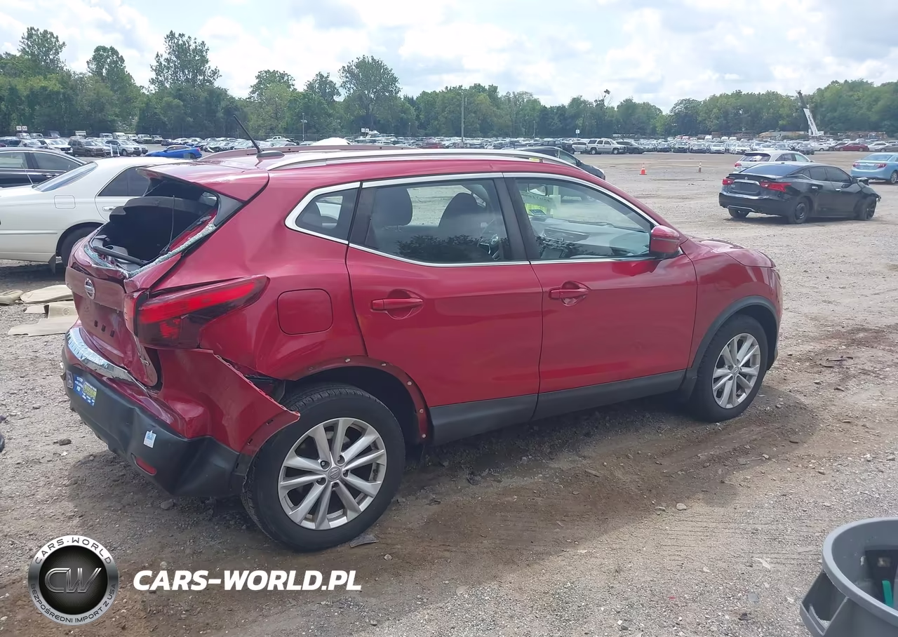 2018 Nissan Rogue Sport Sv VIN:JN1BJ1CR0JW205406 - 4
