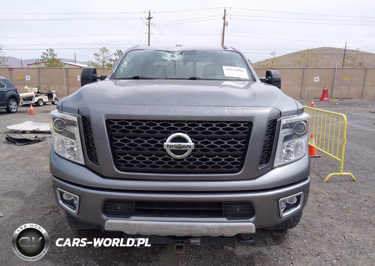 2018 Nissan Titan Xd Pro-4X Diesel VIN:1N6BA1F46JN535616 - 13