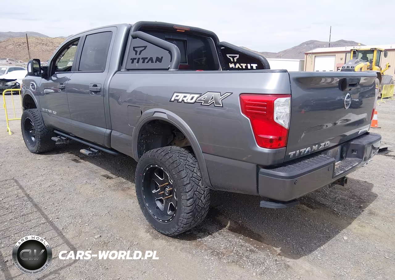 2018 Nissan Titan Xd Pro-4X Diesel VIN:1N6BA1F46JN535616 - 3