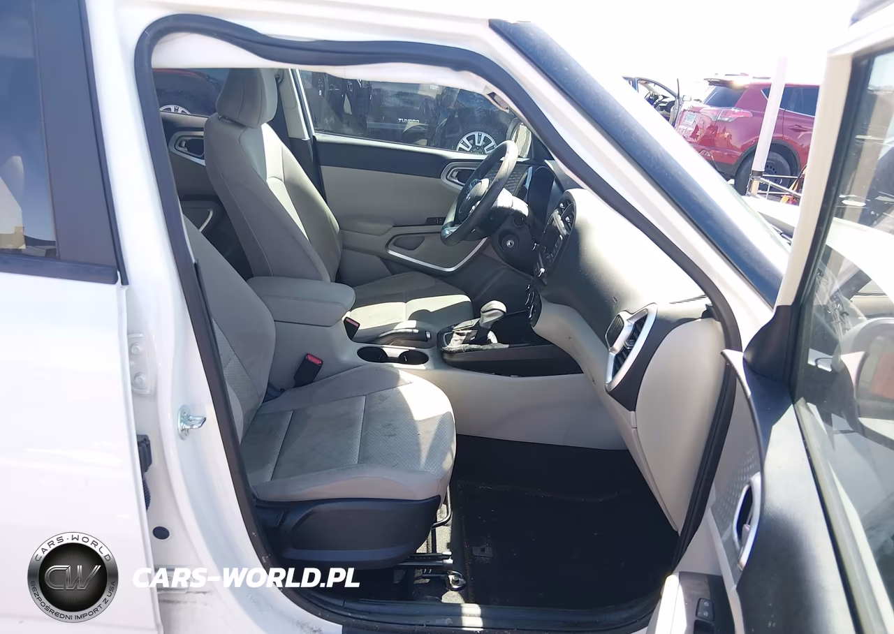 2025 Kia Soul Lx VIN:KNDJ23AU4S7926221 - 5
