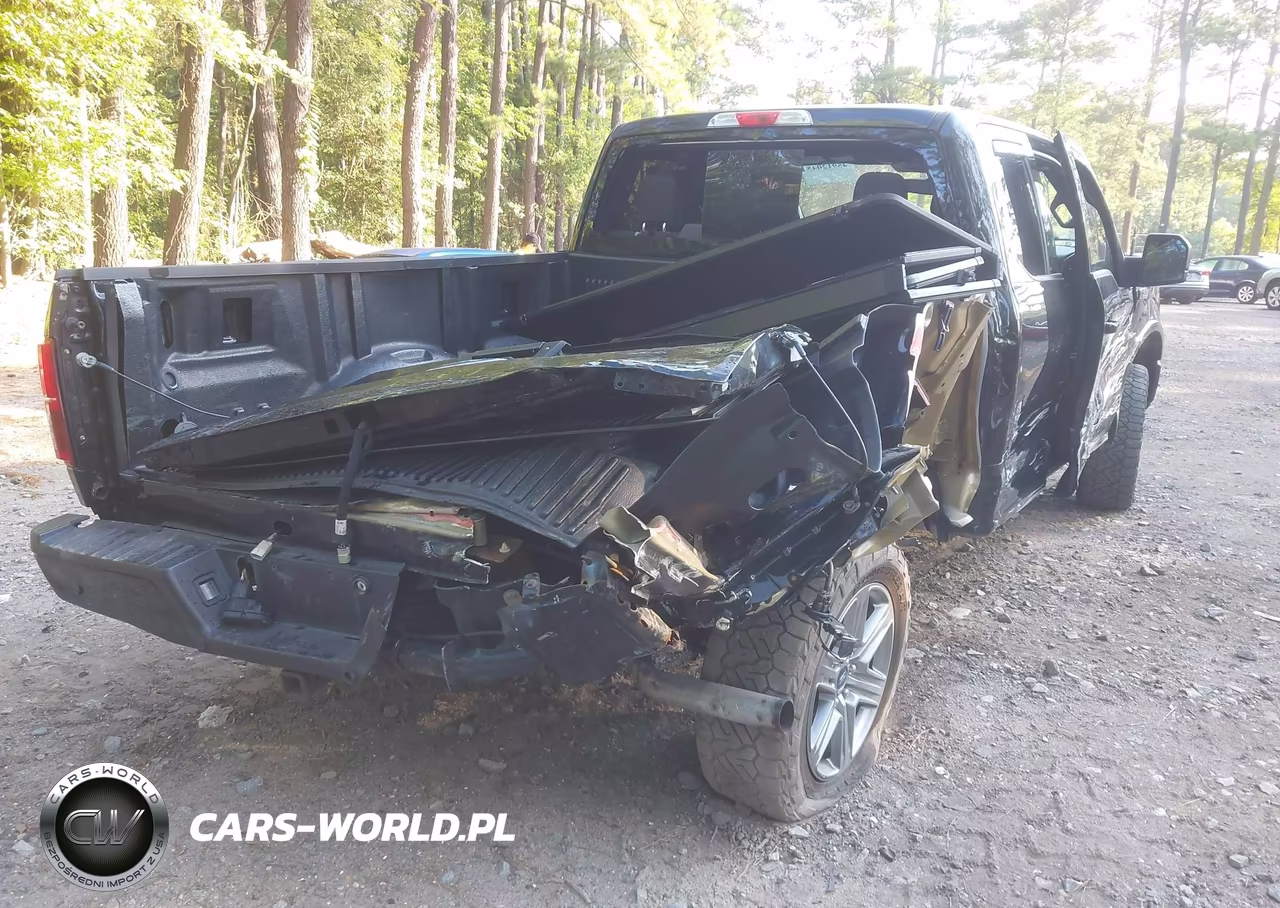 2019 Ford F-150 Xlt VIN:1FTFX1E44KKF21043 - 4