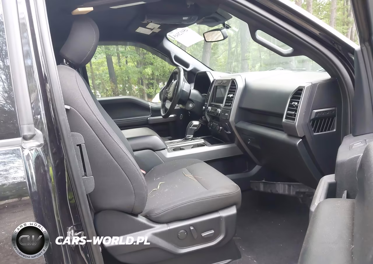 2019 Ford F-150 Xlt VIN:1FTFX1E44KKF21043 - 5