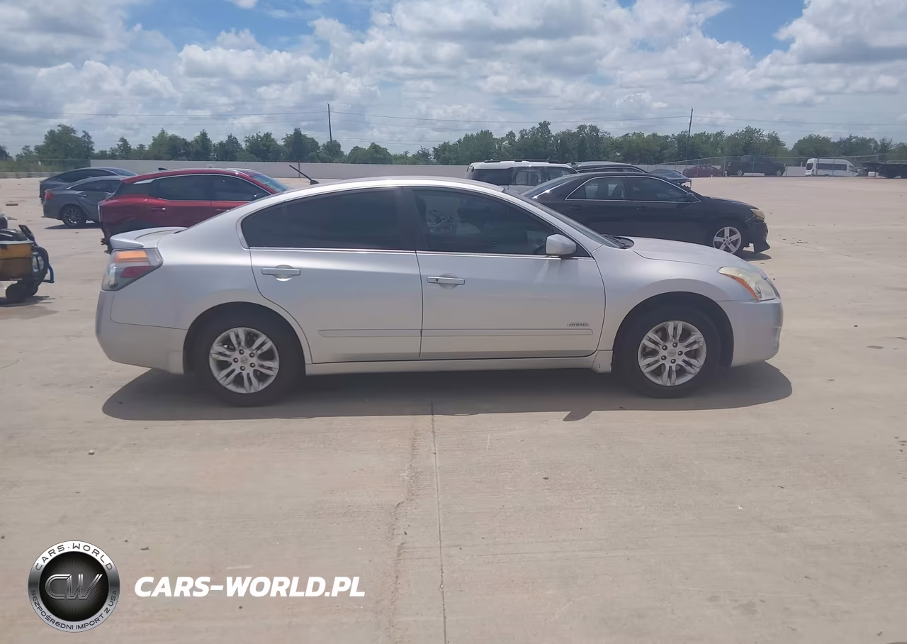 2010 Nissan Altima Hybrid VIN:1N4CL2APXAC116369 - 13