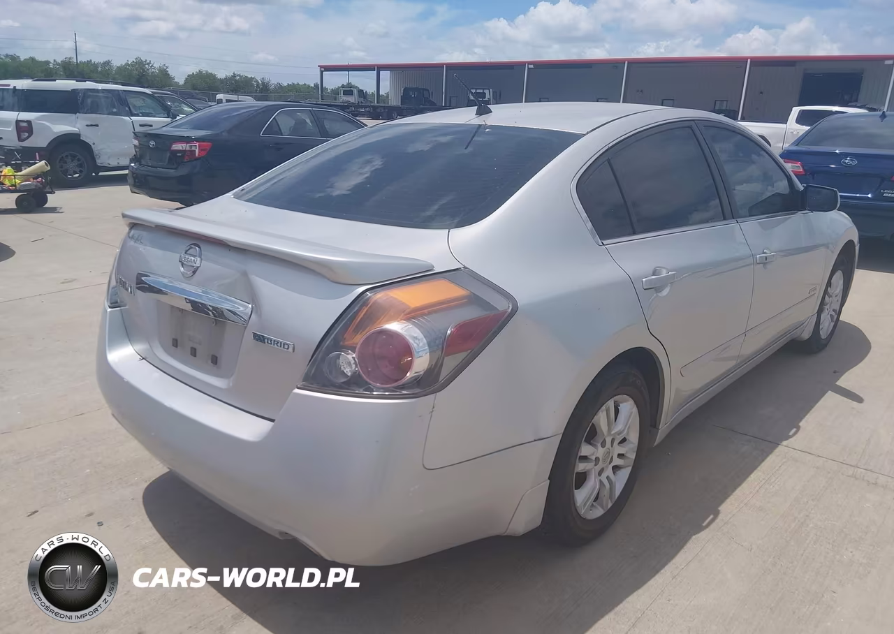 2010 Nissan Altima Hybrid VIN:1N4CL2APXAC116369 - 4