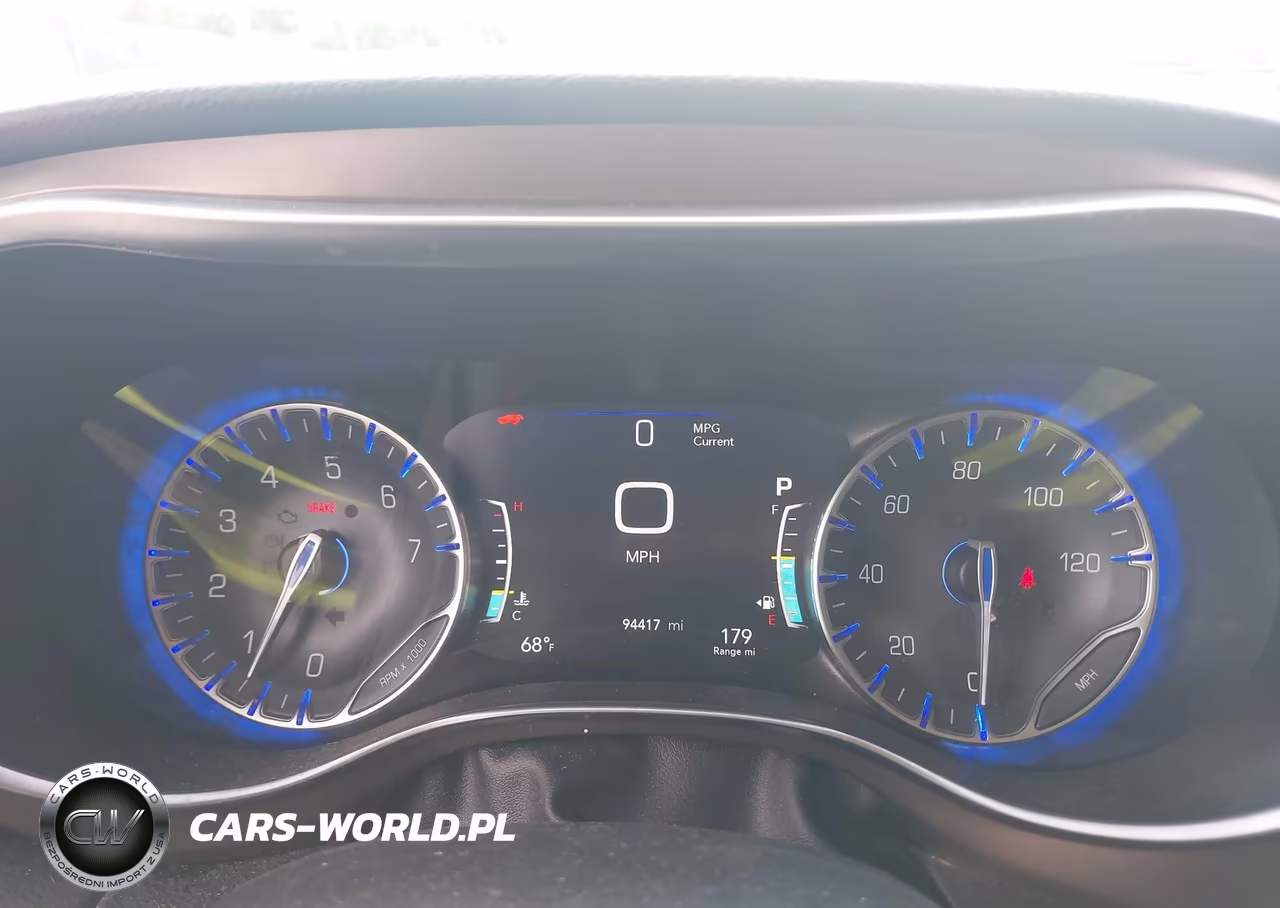 2017 Chrysler Pacifica Touring-L Plus VIN:2C4RC1EG8HR721517 - 7